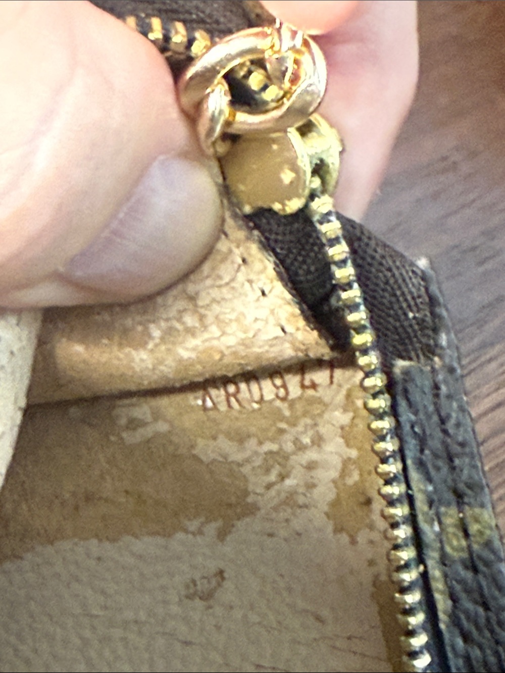 Authentic Louis Vuitton Bucket PM Accessories Pochette with 2 straps and insert - Picture 10 of 10